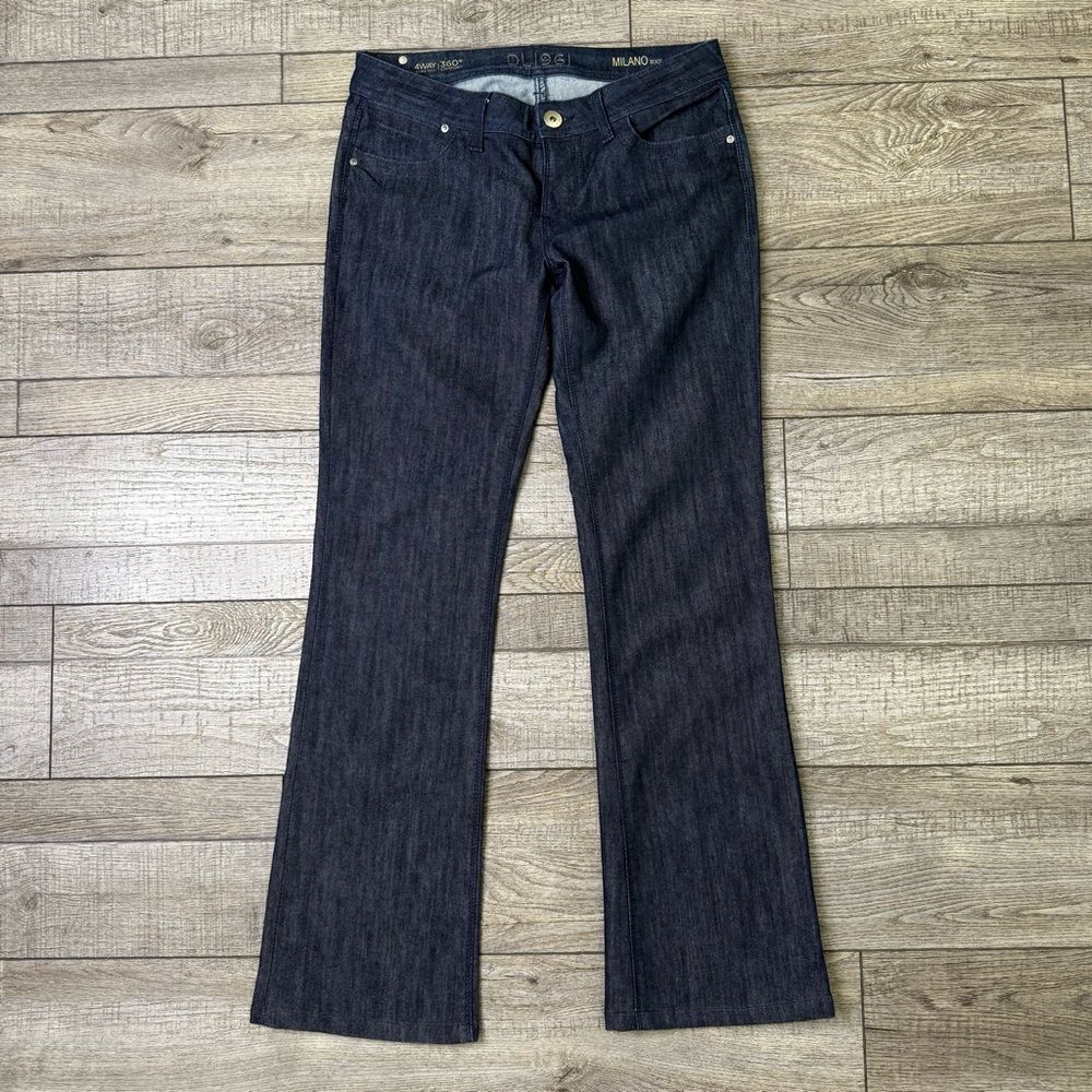 DL1961 Women's 4Way Stretch Dark Indigo Milano Boot Cut Jeans - Picture 2 of 14